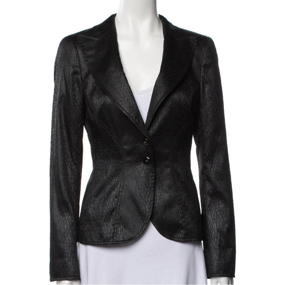 Escada Elegant Black Outerwear